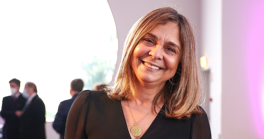 Prof.&ordf; Doutora Ana Paula Martins assume fun&ccedil;&otilde;es no novo Conselho de Administra&ccedil;&atilde;o do CHULN