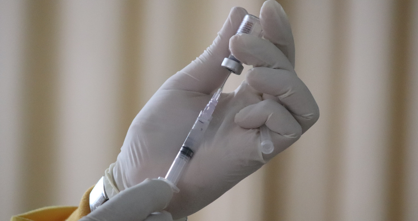 V&iacute;rus sincicial respirat&oacute;rio: vacina candidata da GSK eficaz contra doen&ccedil;a grave