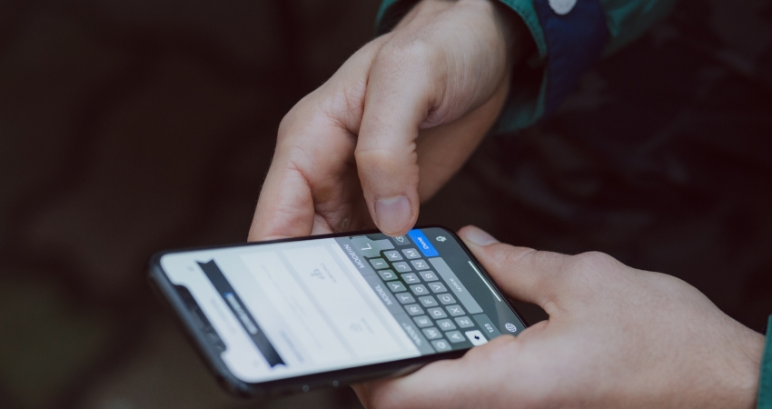 Sanofi e Luminostics colaboram na cria&ccedil;&atilde;o de solu&ccedil;&atilde;o de autodiagn&oacute;stico da COVID-19 atrav&eacute;s de smartphones