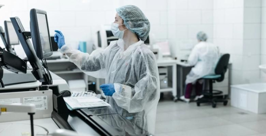 CE aprova remdesivir para o tratamento da COVID-19 em pessoas com insufici&ecirc;ncia hep&aacute;tica
