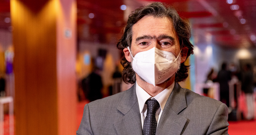Prioridade: controlar as infe&ccedil;&otilde;es e combater as resist&ecirc;ncias aos antibi&oacute;ticos