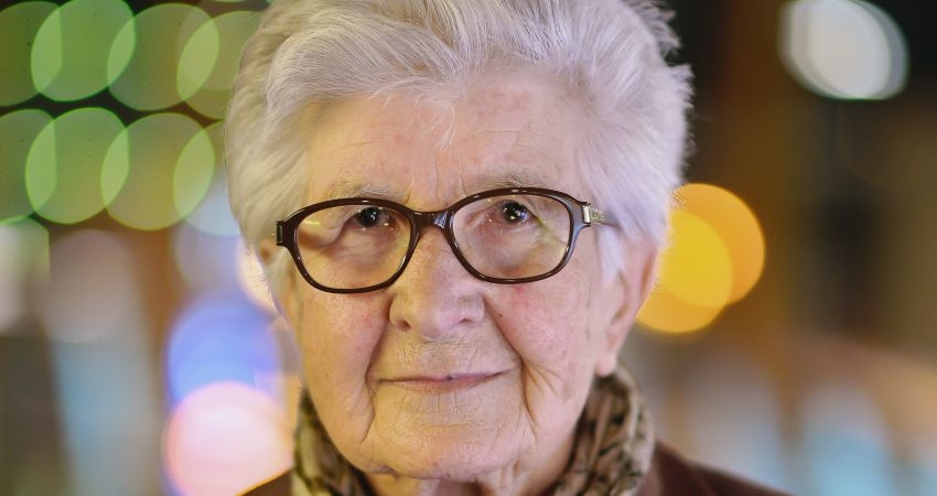 Homenagem &agrave; Dr.&ordf; Maria Manuela da Luz Clara